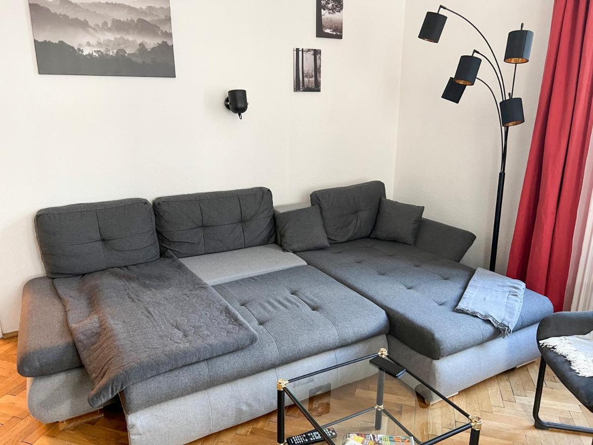 Apartment Heart Of City For 4-6 Wien